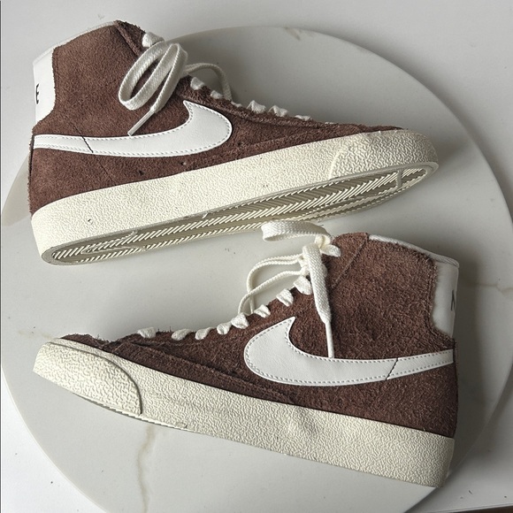 Nike Blazer Mid '77 Sneakers Suede Vintage Cacao Wow/Coconut Milk/Black - Picture 6 of 13